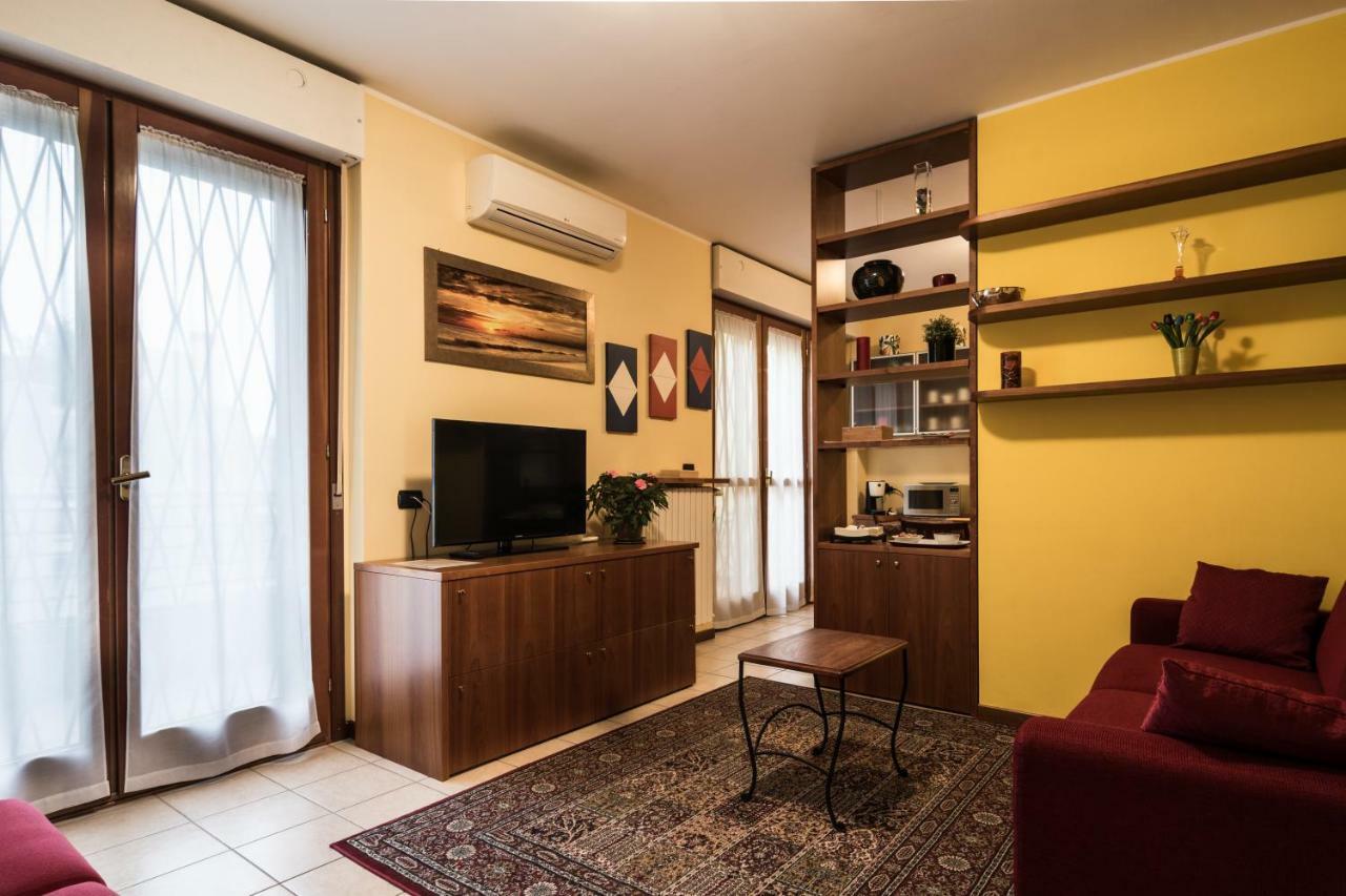 הוילה סאן דונאטו מילאנזה Cozy Penthouse מראה חיצוני תמונה